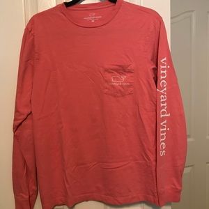 Vineyard vines long sleeved T-shirt